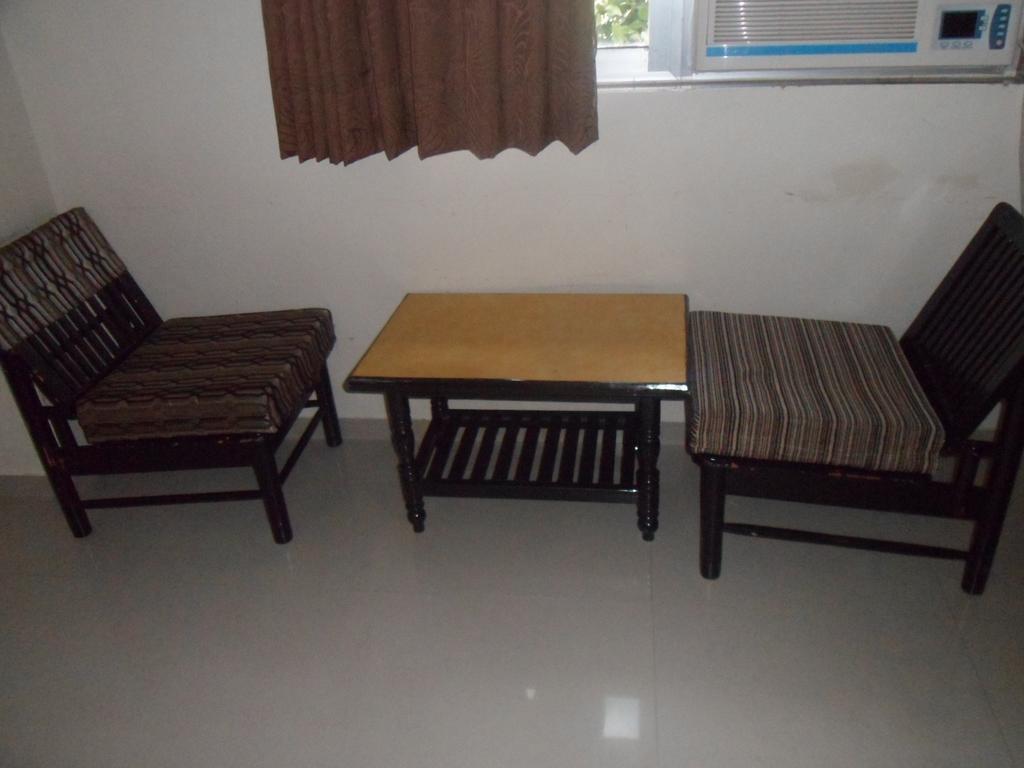 Hotel Dudawat Ahmedabad Ruang foto