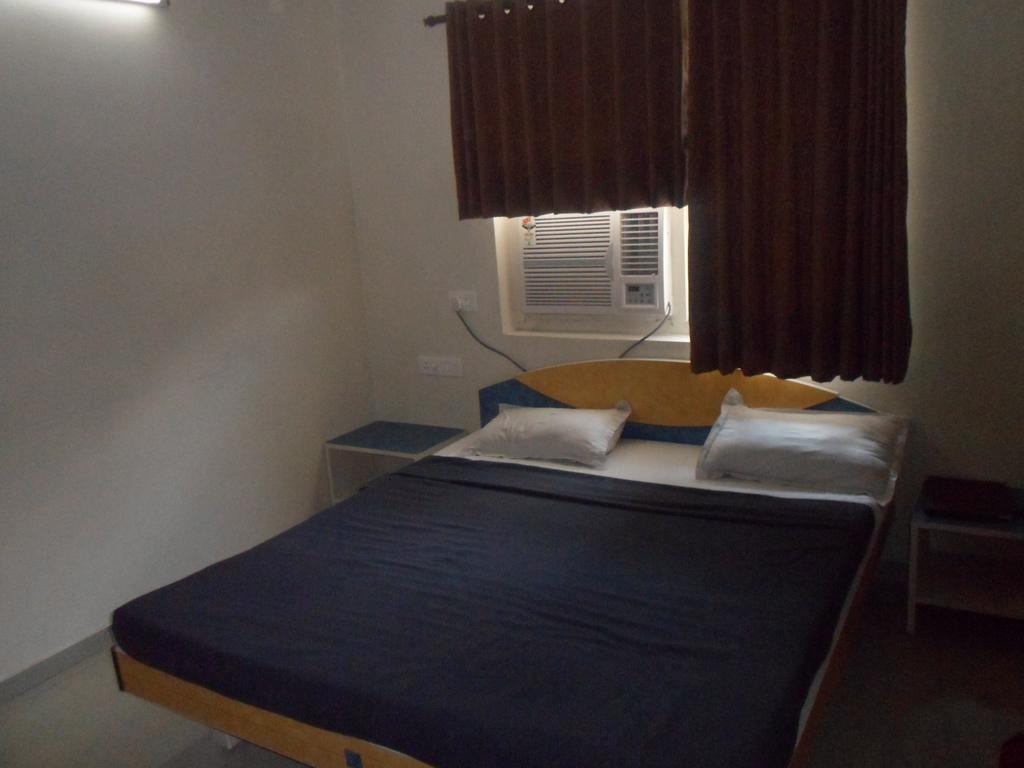Hotel Dudawat Ahmedabad Ruang foto